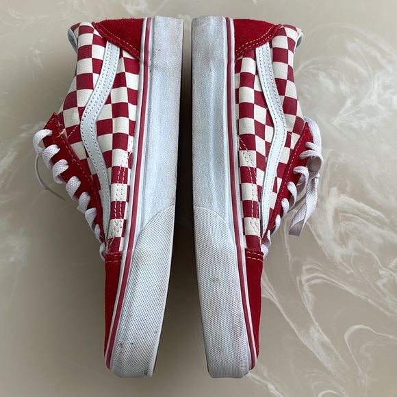 Vans - Picture 5 of 9